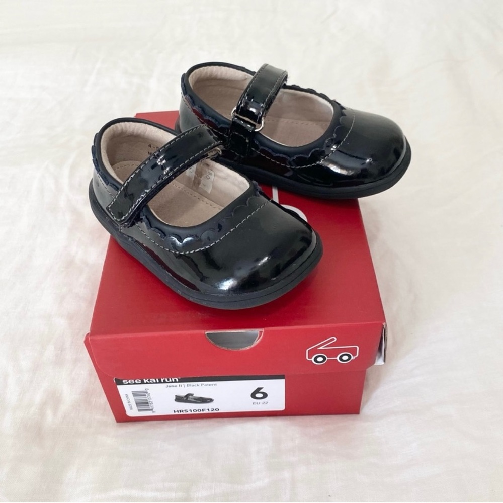 See Kai Run Black Patent Jane II Mary Jane
Toddler Shoe